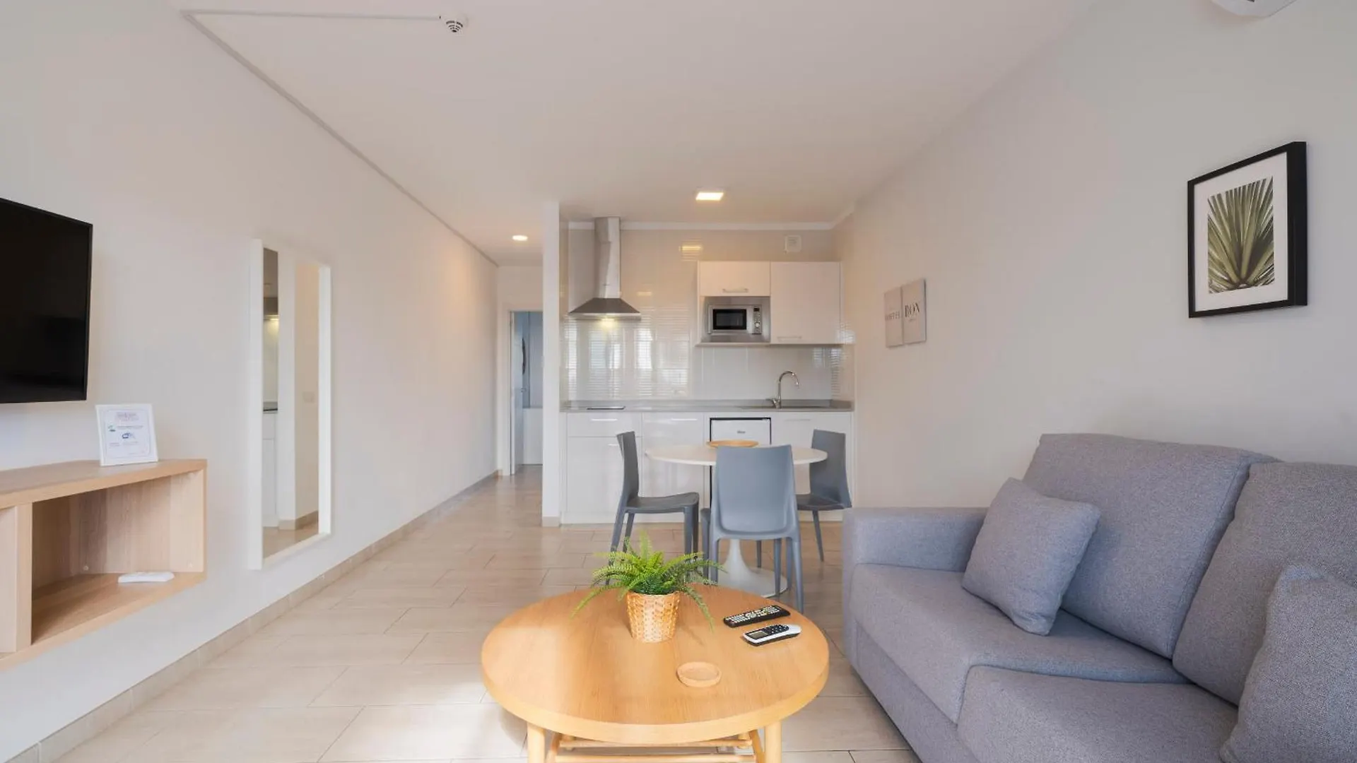 Apartamentos Fayna Puerto del Carmen  0*, Puerto del Carmen (Lanzarote)